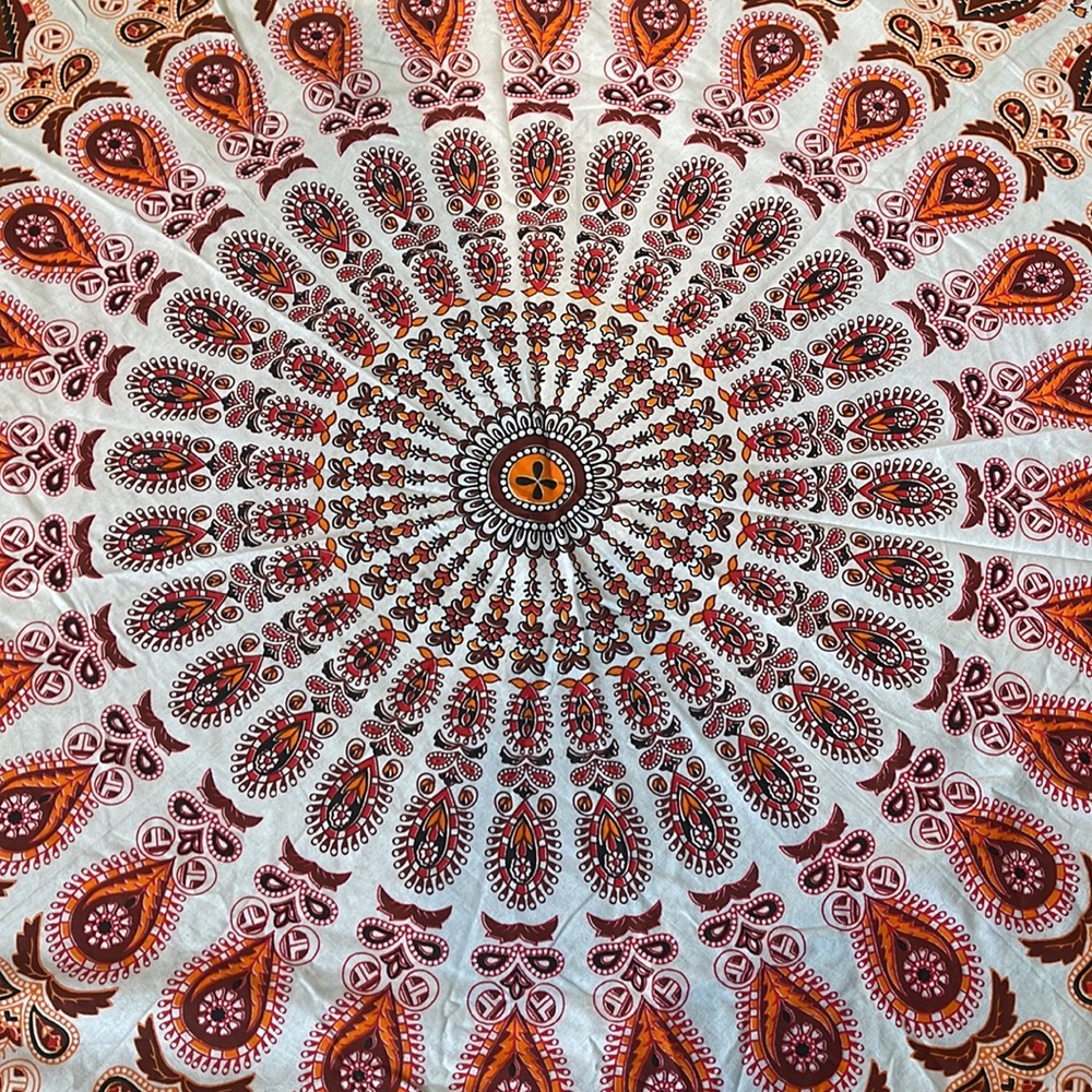 Unique Wall Tapestry - Picture 4 of 6